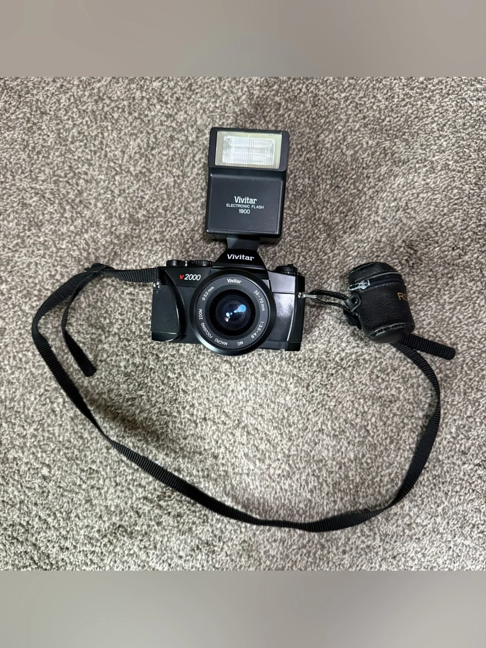 Vivitar V2000 35mm SLR Film Camera w/ 35-70mm Lens Untested As-Is VINTAGE